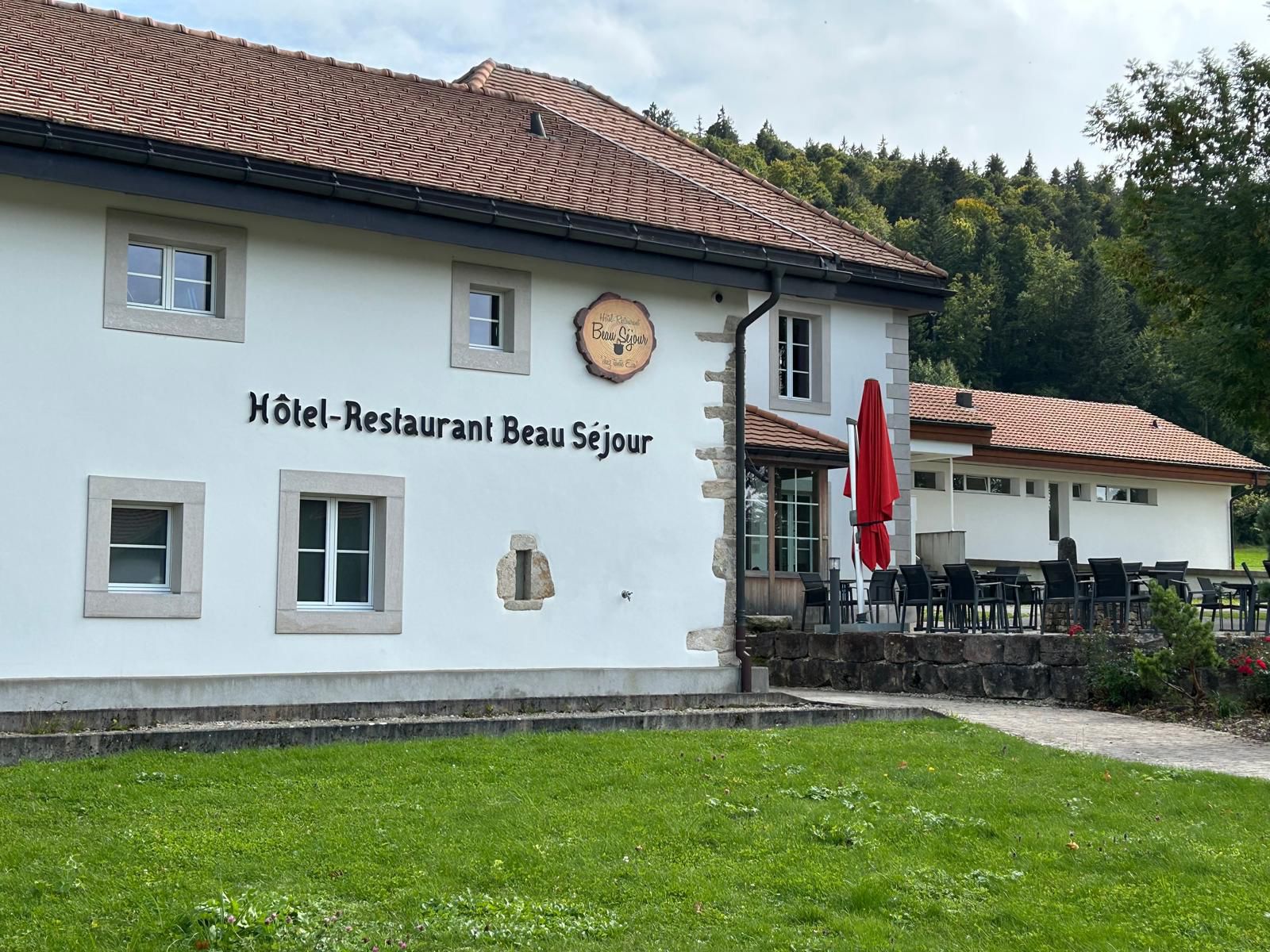 Chez Tante Eva, restaurant campagnard, cuisine traditionnelle suisse